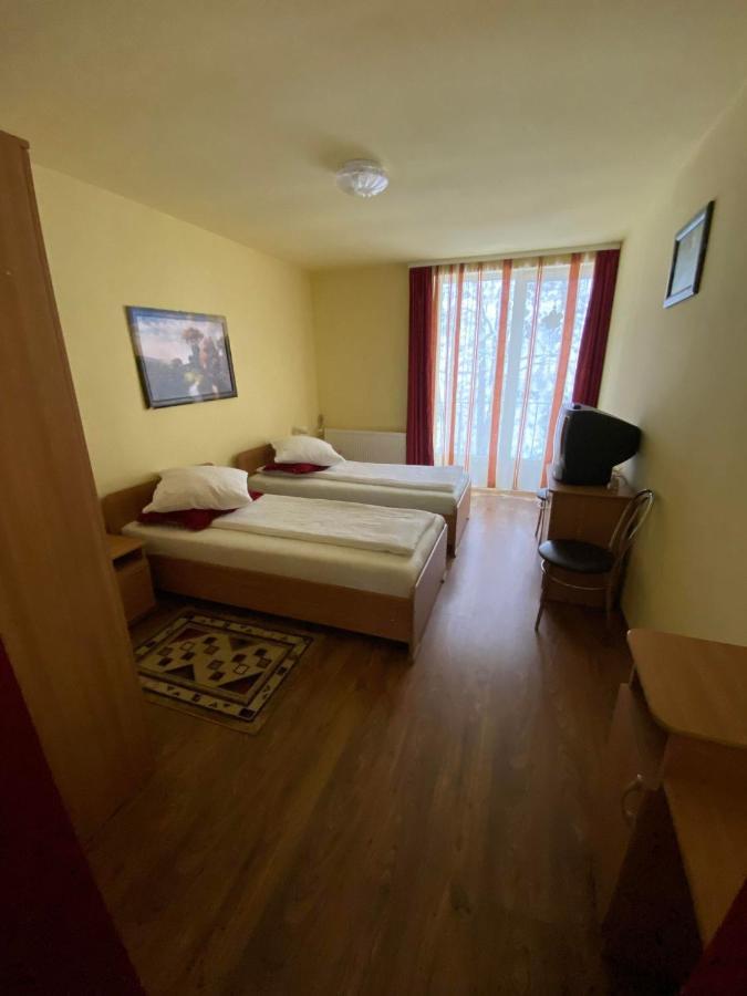 Pensiunea Păstrăvul Cîrţişoara Exterior foto